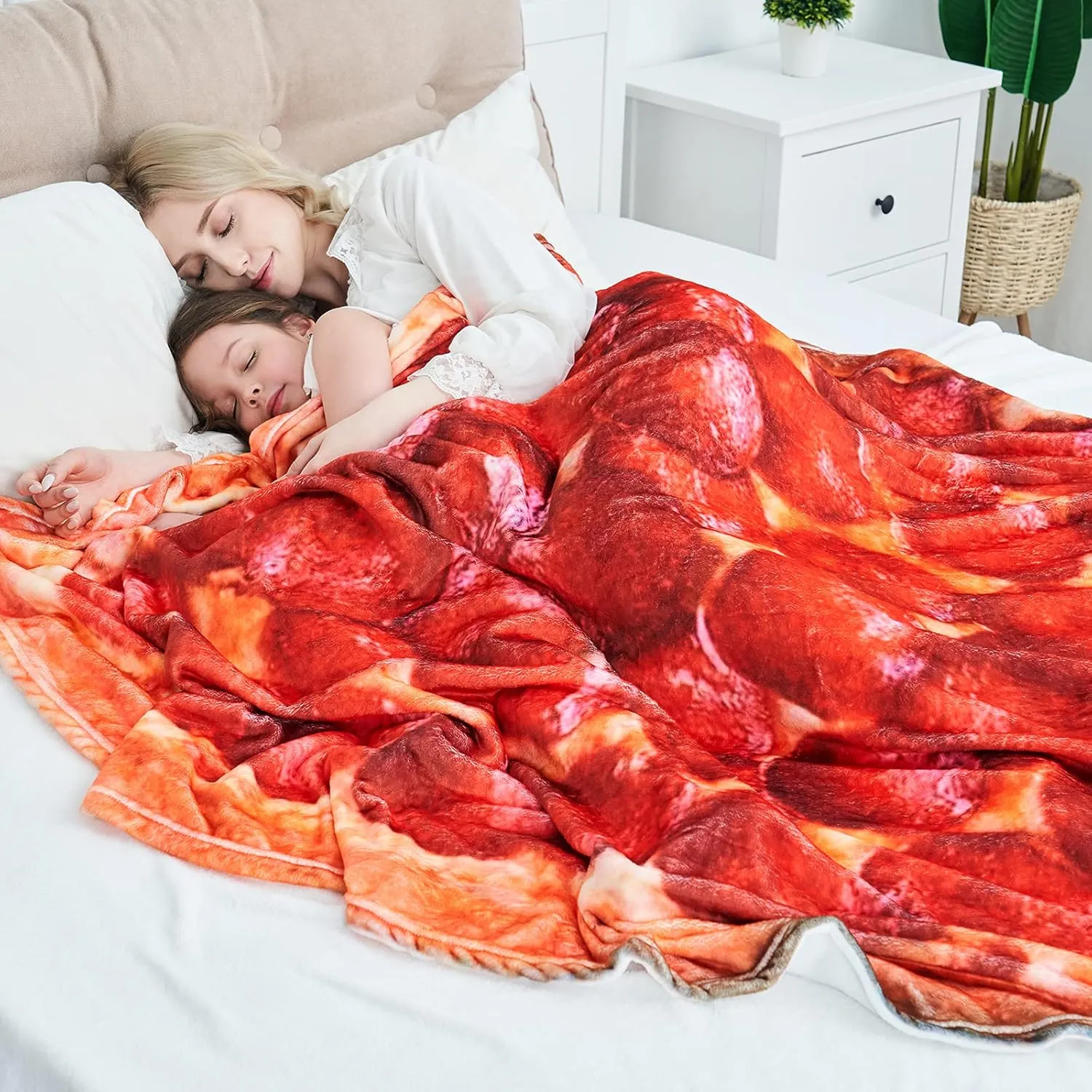 Giant Pizza Blanket – full pepperoni pizza print